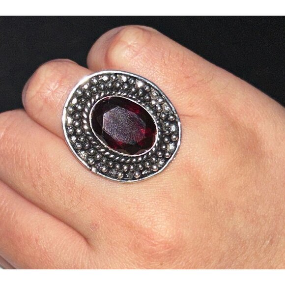 Vintage German Silver Garnet Ring Sz 6 Gothic Style - Picture 1 of 3